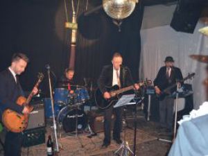 Band02.jpg